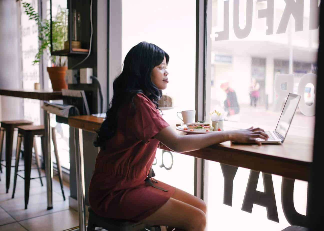 how to start a freelance business