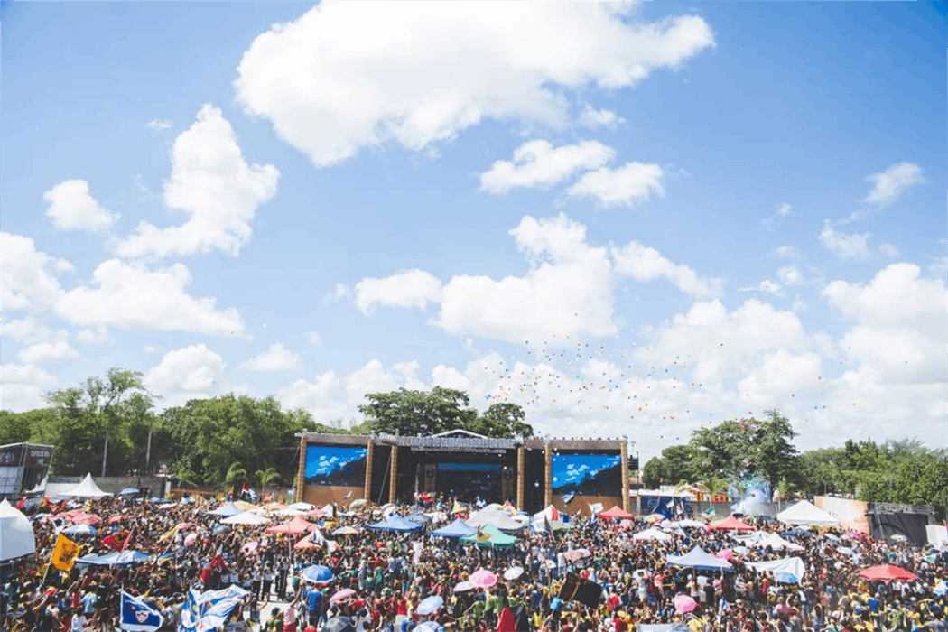 Festival Checklist: 28 Essential Items for Your Festival Packing List