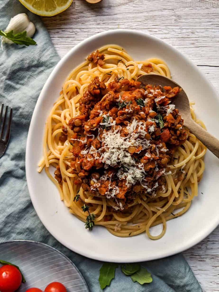 Vegan meal prep lentil bolognese sauce