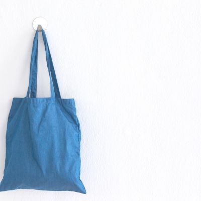 shopping bag: guide to how to shop like a minimalist